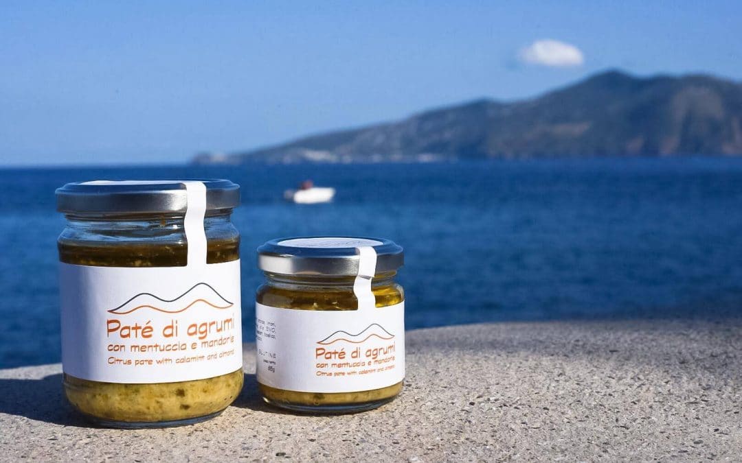 Rigatoni con Paté di Agrumi con Mentuccia e Mandorle: puro piacere per il vostro palato